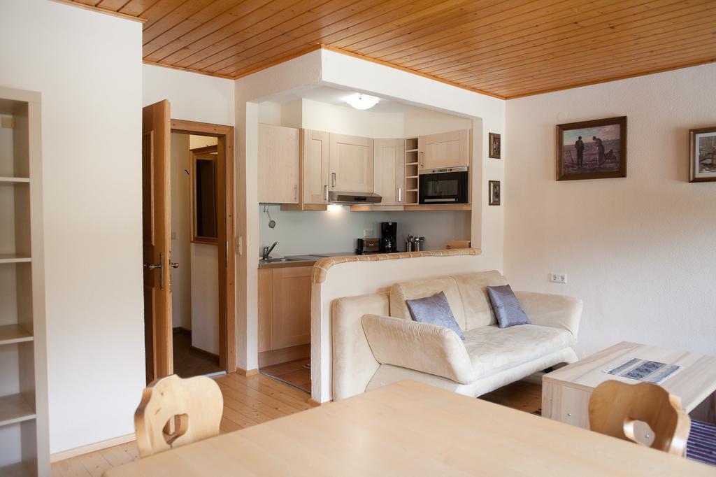 Ferienwohnungen Kulmwirt Ramsau am Dachstein Room photo