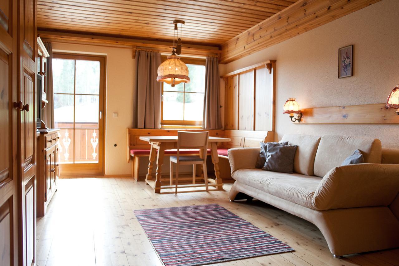 Ferienwohnungen Kulmwirt Ramsau am Dachstein Room photo